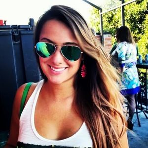 Meet your Posher, Courtney